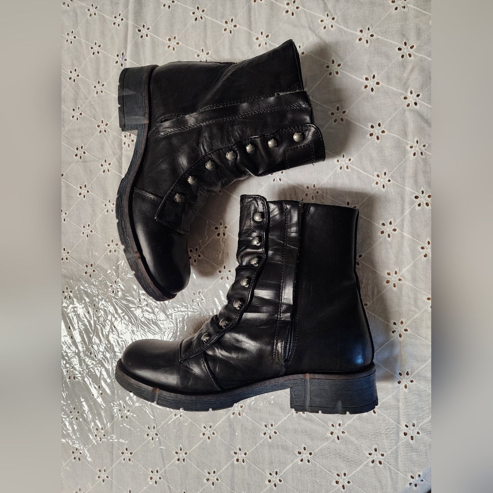 Bernie Mev Genuine Leather Military Combat Style Boots Size 39 Women's Size 8.5 - Picture 2 of 8